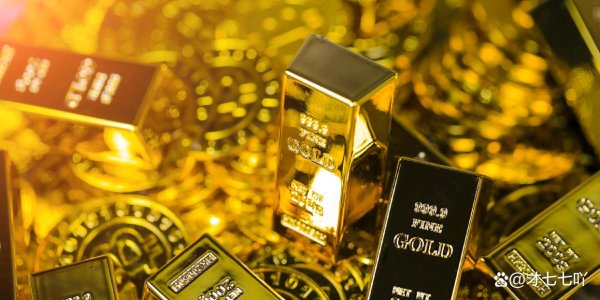 实盘配资网眼查 金价暴跌3%！国内黄金股重挫，银行紧急叫停信用卡炒金